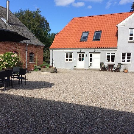 Kildegaarden Bed & Breakfast Frorup Exterior photo